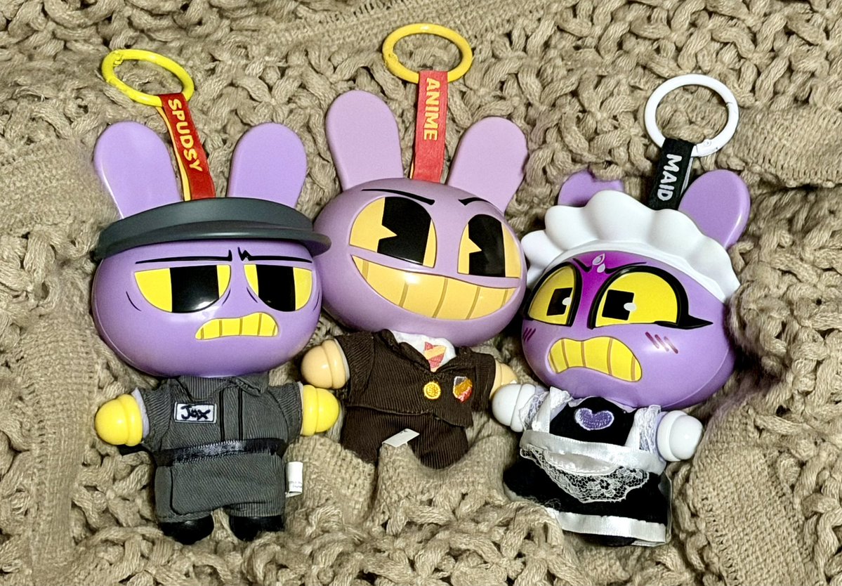 kukieijn's tweet photo. 💜 JAX PENDANT GIVEAWAY! 💜

Want your pick of ONE of these three Jax pendant varieties? 👀💜 I’ll be hosting multiple raffles until every pendant is GONE, so there’ll be plenty of chances to win!

Rules in comments: https://t.co/UWHDSdDpvC