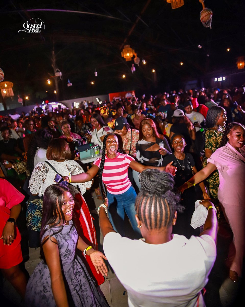 IamKellyJoe's tweet photo. i'm hosting the coolest gospel party in abuja on the 4th of october. 

if you are in abuja, you are invited.
📍city park abuja
ticket: https://t.co/mZz6WqBPUy

please retweet when you see this 🫶 https://t.co/4XDXOrqs33