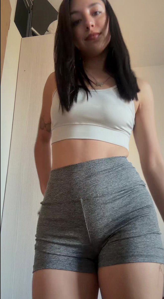 peachyycherry32's tweet photo. growing into who i'm meant to be 🌸✨ https://t.co/AMdpVyS0Sh