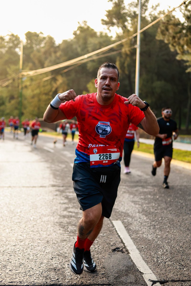 chivogol's tweet photo. Se corrió 🏃‍♂️ #bimboglobalrace https://t.co/VUcqsp1w3J