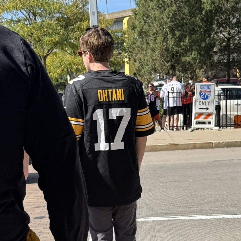 PGHNoContext's tweet photo. https://t.co/DVHk3LzNYB