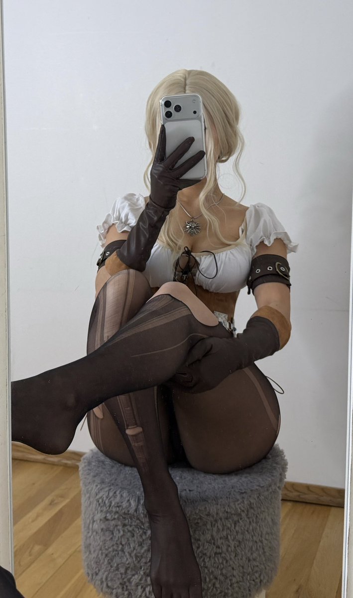 ciindae's tweet photo. 🗡️ https://t.co/gT0PzxzEK6