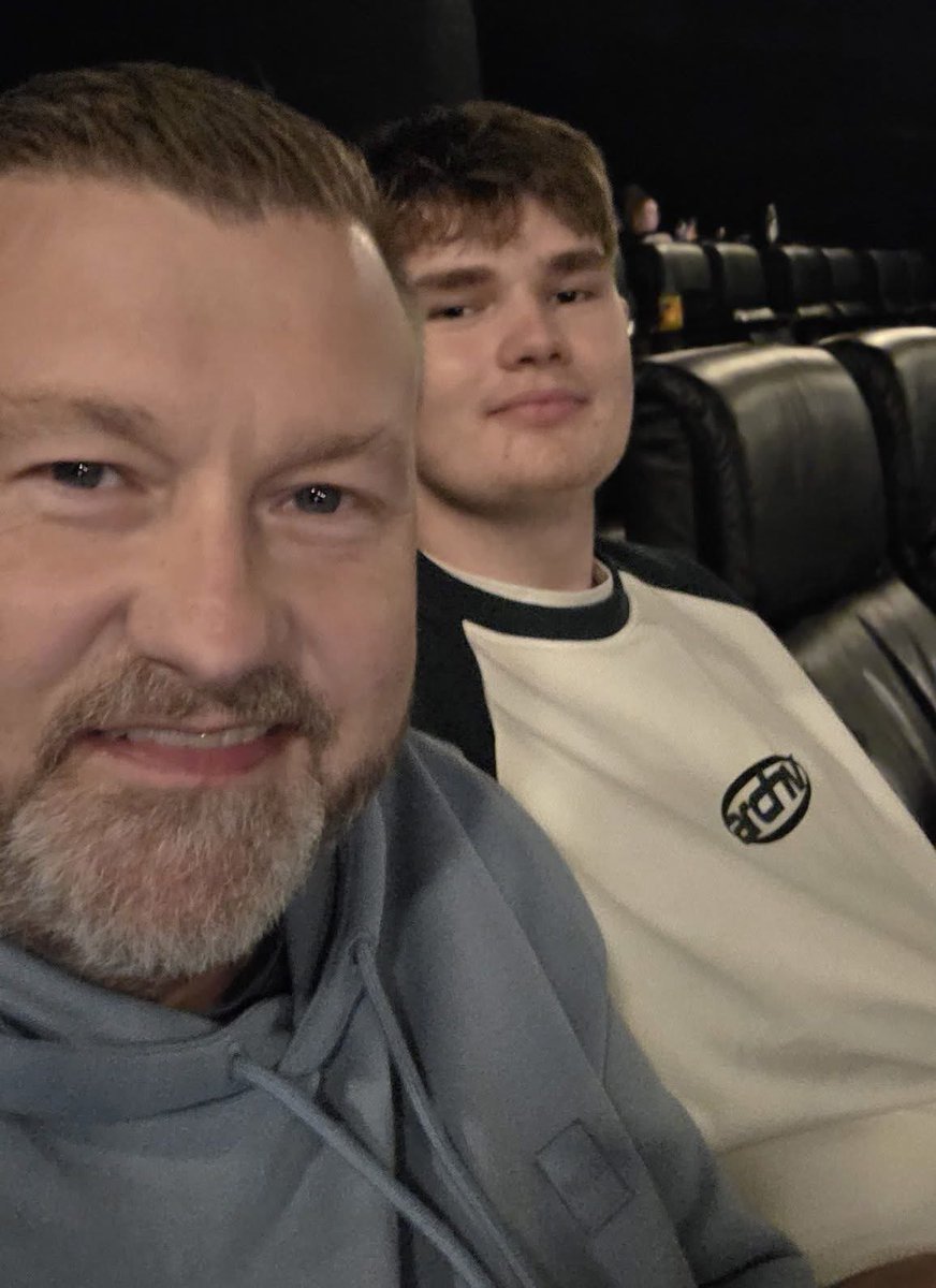 JMeeksJourney's tweet photo. Tonight’s update from Johnnie.. sending lots of love to Evie, hoping she gets good results from the hearing scans. Hope everyone had a great weekend 🦓🤍🖤/M 
#NETcancer   #livingwithNETs https://t.co/SX2DYKbuk9