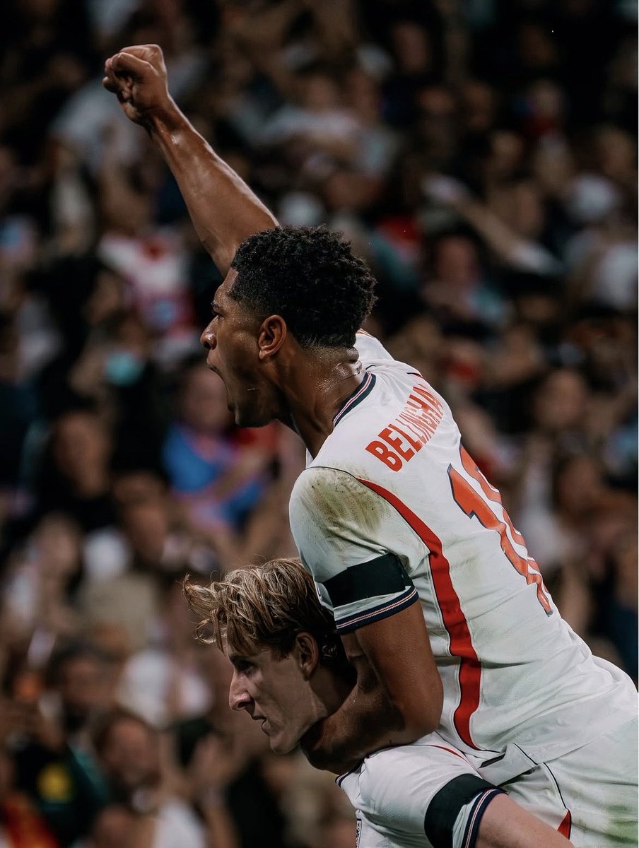 best5itw's tweet photo. Jude Bellingham vs Spain 🤍 https://t.co/qCPtgURAH9