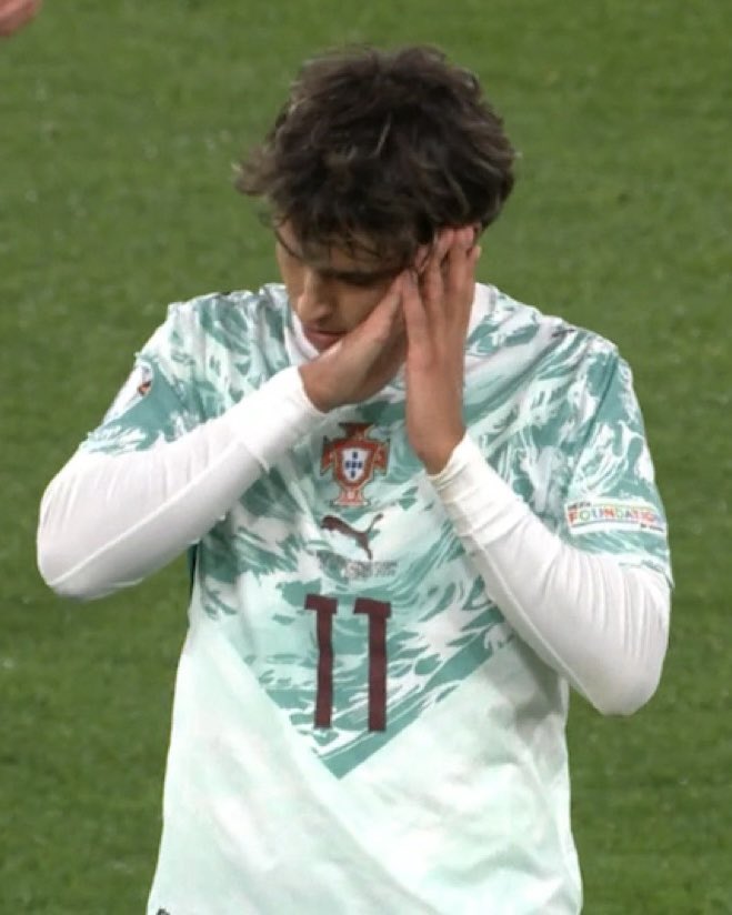 Eltirafacts's tweet photo. 🚨 DATO
João Félix ha marcado el 100% de los goles de Portugal en la era Jorge Jesus.

🆚 Gales: ⚽
🆚 Noruega: ⚽

Dos partidos. Dos goles de Portugal. Los dos de João Félix. 🇵🇹

El primero fue ante Gales y hoy volvió a marcar en el 17'. https://t.co/HUzN6pCZGi