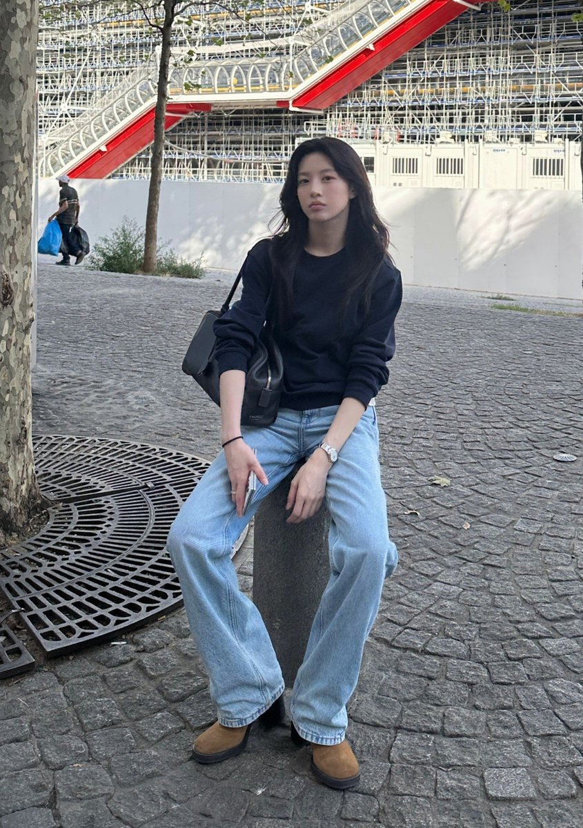 gyjfilms's tweet photo. she's for the girls btw https://t.co/TSjVxGtqm3