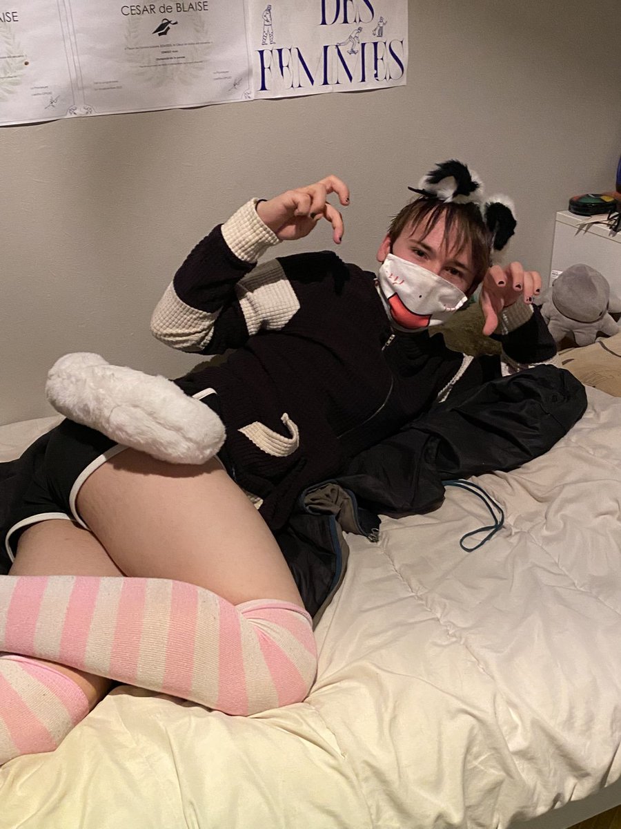 FemboyWhiteFr's tweet photo. The little femboy is back! And he has lots of surprises in store! ❤️👀 https://t.co/xIkGt724Zk