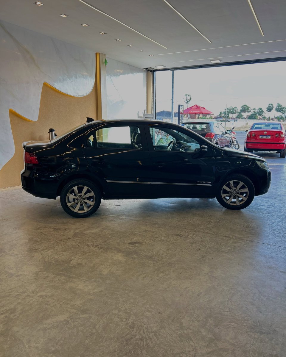 lilyrodrigifwp's tweet photo. Volkswagen Voyage 1. 6 Comfortline, model year 2011/12, with 135, 000 km. Features air conditioning, power steering, electric windows and mirrors, parking sensors, leather seats, new tires, alloy wheels and more. Great for your family. Price: $37, https://t.co/5BJGEk1cs8