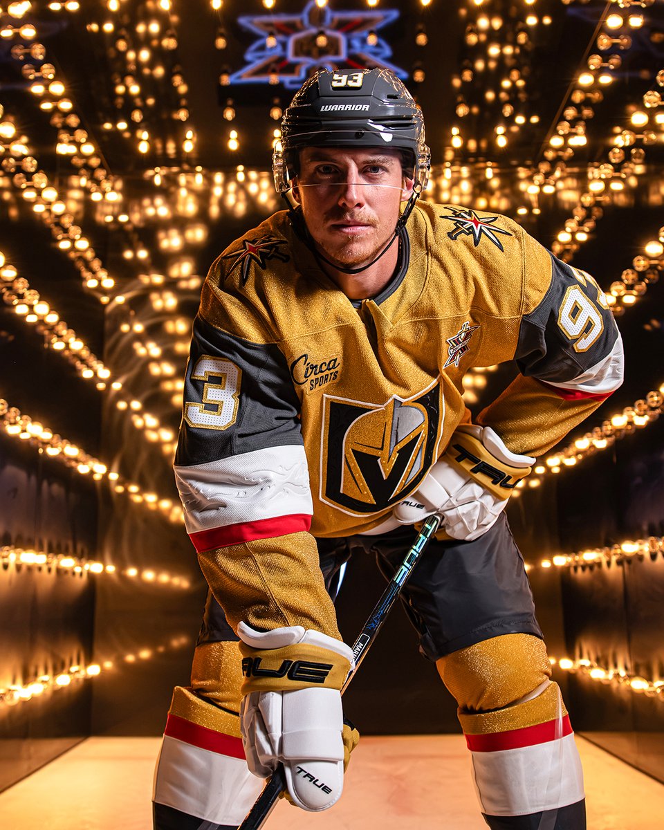 GoldenKnights's tweet photo. Season X 🔜 #VegasBorn https://t.co/I0SlIjGhZn