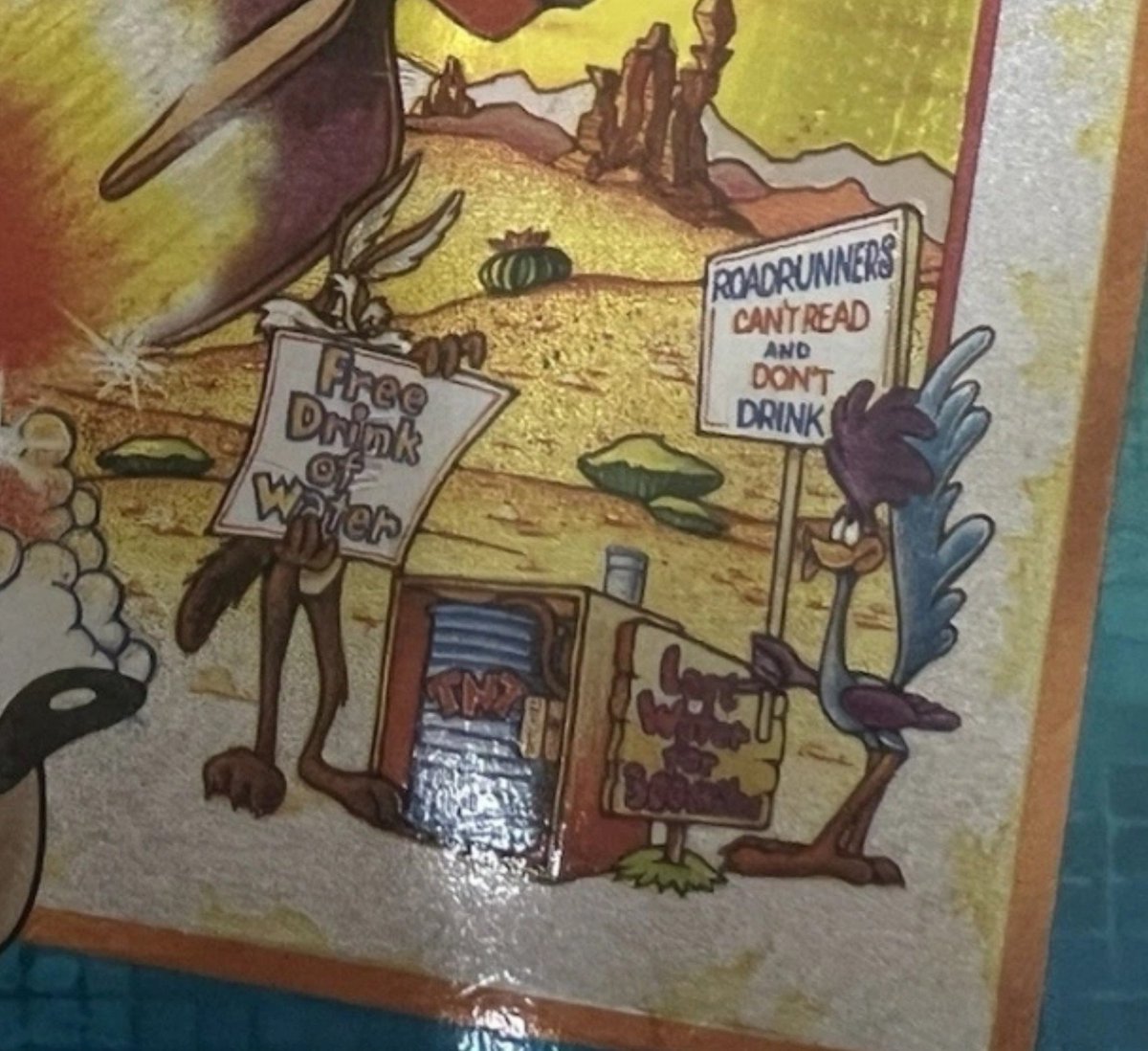 pinacoladarada's tweet photo. #wileroad #coyote_vs_acme In this first picture Rr claims that he doesn't drink water,,, and yet, when it includes Wile's essence and sweat,,,, he's licking his lips so hard he's flinging his saliva 😭😭😭 This bird is NASTY https://t.co/dnz8Cq2HO2