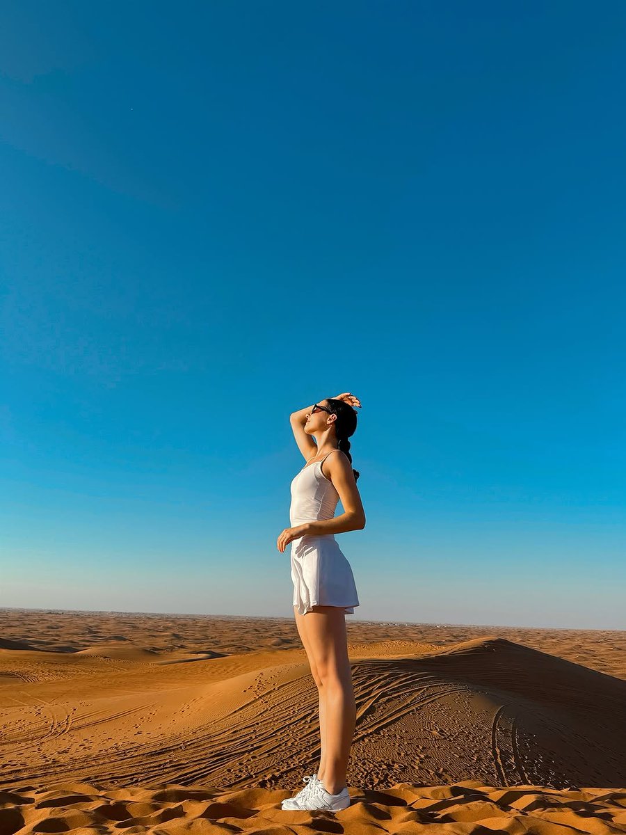 jasmin_arndtt's tweet photo. 🇦🇪🐫🌞 https://t.co/27ja3tkvSv