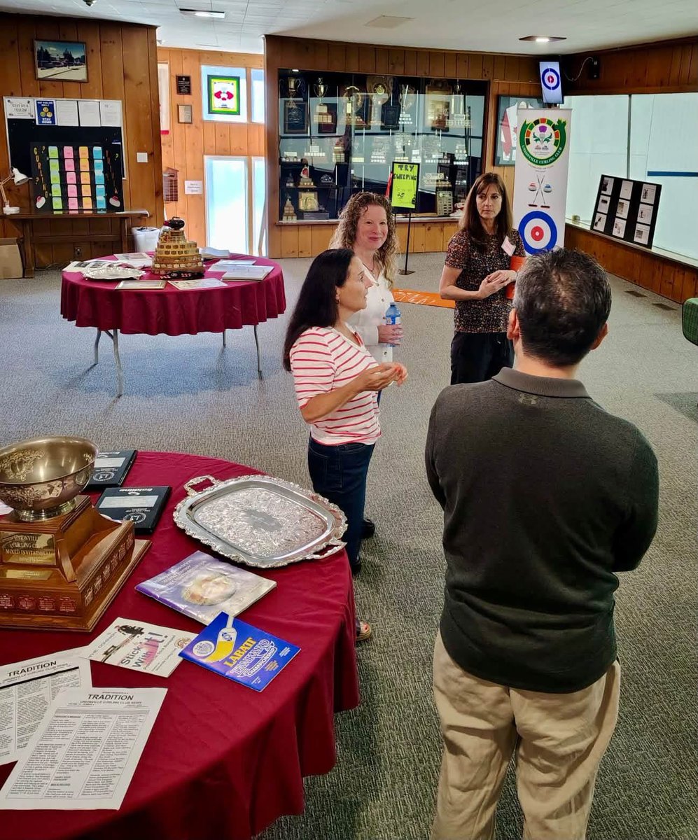 torontocurling's tweet photo. .@unionvillecurl thanks everyone who stopped by during Doors Open Markham… but special thanks go to the UCC members who welcomed all the visitors!

#curling #GTArocks https://t.co/4Dwcl8MBSG