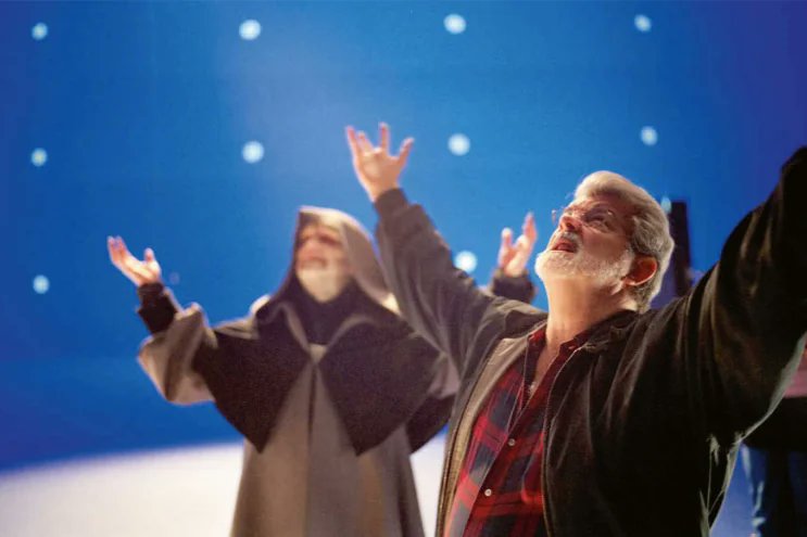 SciFiArchives's tweet photo. Revenge of the Sith behind the scenes (2004) https://t.co/mwfy4pBeL8