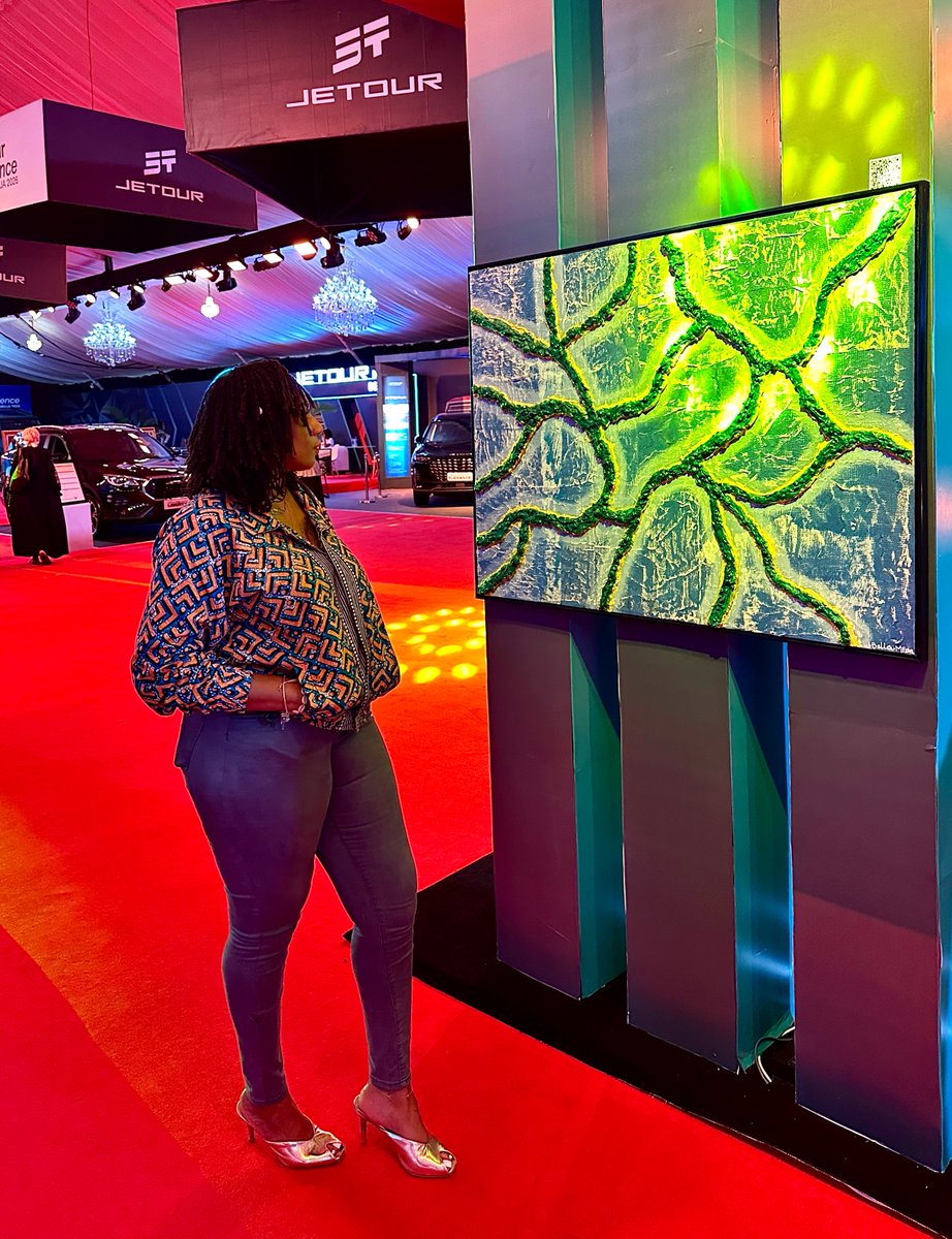 bellamfon's tweet photo. Hi everyone! I’m Bella Mfon, an abstract &amp; mixed-media artist based in Abuja.

I work primarily with acrylic and texture, creating pieces that explore mental wellbeing, and the experiences that shape us.

Please repost. My next collector could be on your timeline. Thank you ✨💖 https://t.co/asFd3QwqnM