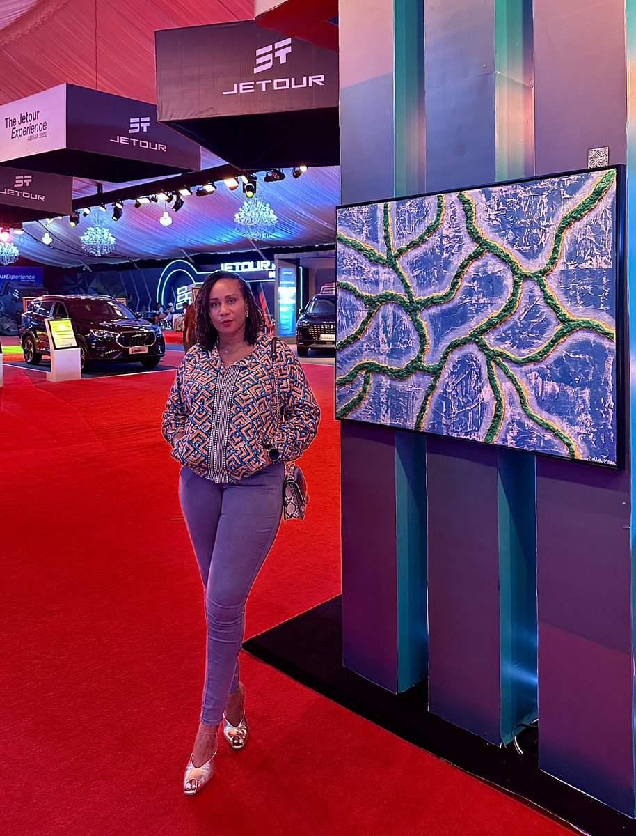 bellamfon's tweet photo. Hi everyone! I’m Bella Mfon, an abstract &amp; mixed-media artist based in Abuja.

I work primarily with acrylic and texture, creating pieces that explore mental wellbeing, and the experiences that shape us.

Please repost. My next collector could be on your timeline. Thank you ✨💖 https://t.co/asFd3QwqnM