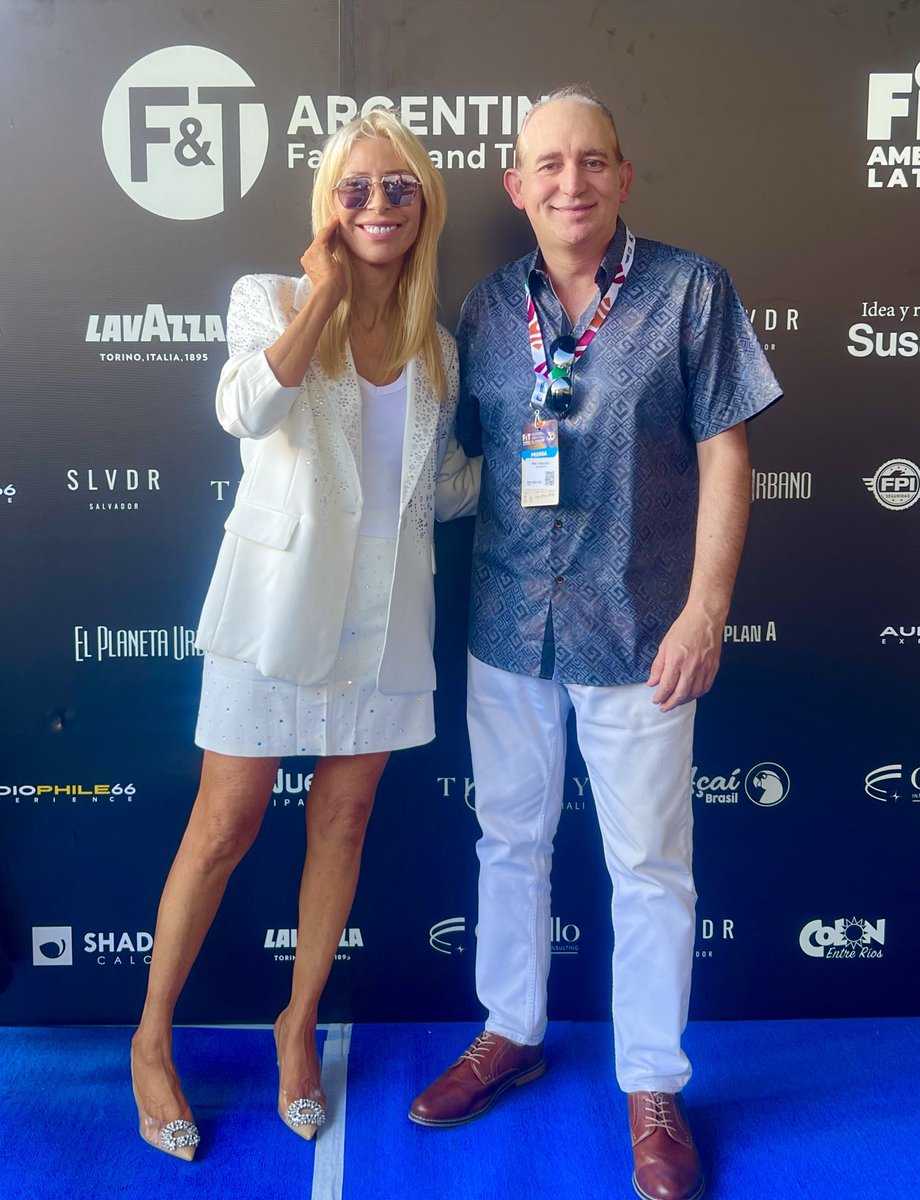 MAGOSINDIENTES's tweet photo. Junto a la creadora de #FashionAndTravel Susana Clur en la #Fit2026 #EventoDesfile #LaRural #Palermo https://t.co/Wewy1QNgaS