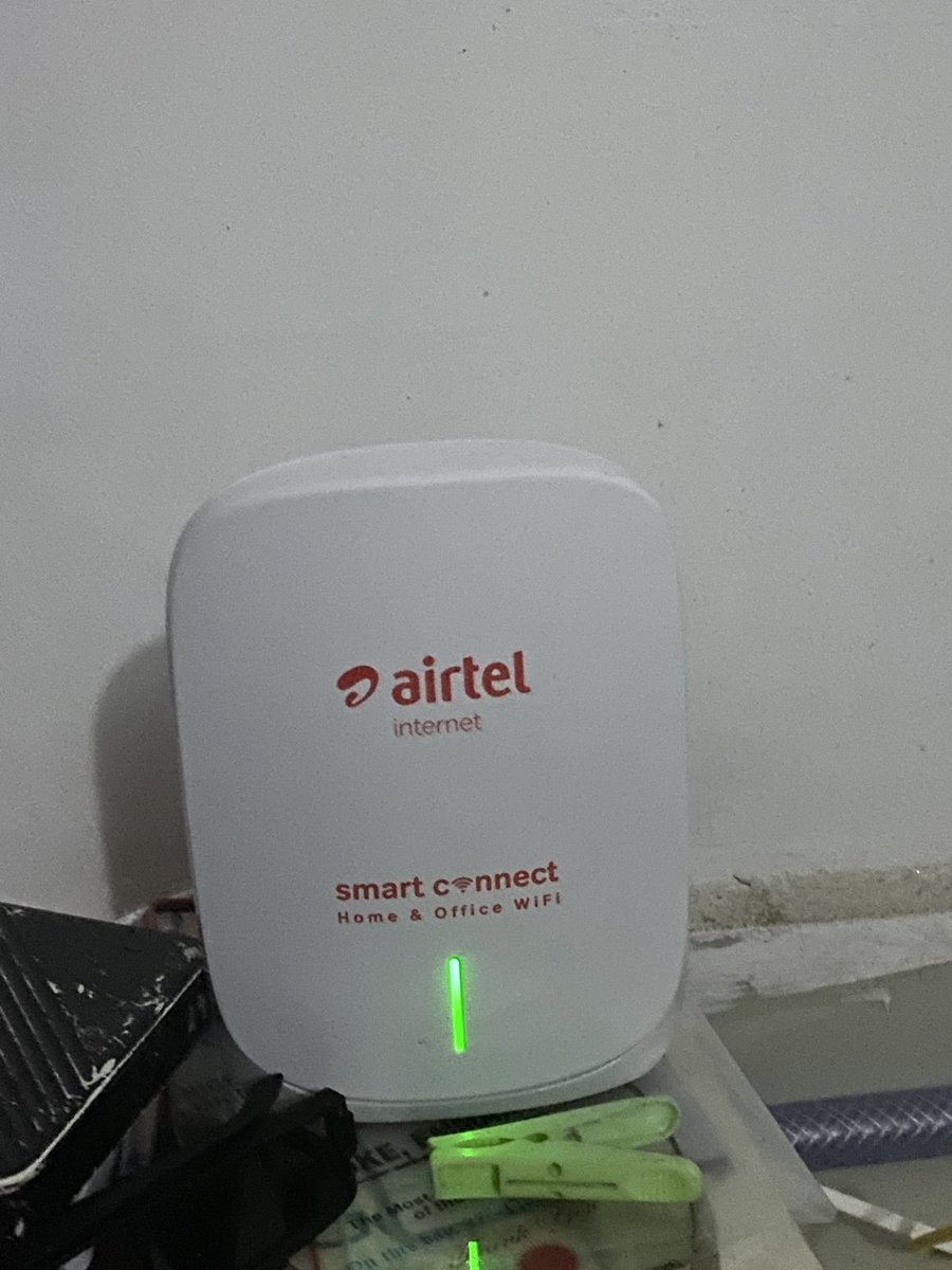 onlyjaypunt's tweet photo. there’s no sweeter thing than having unlimited data https://t.co/oJroEklX8K