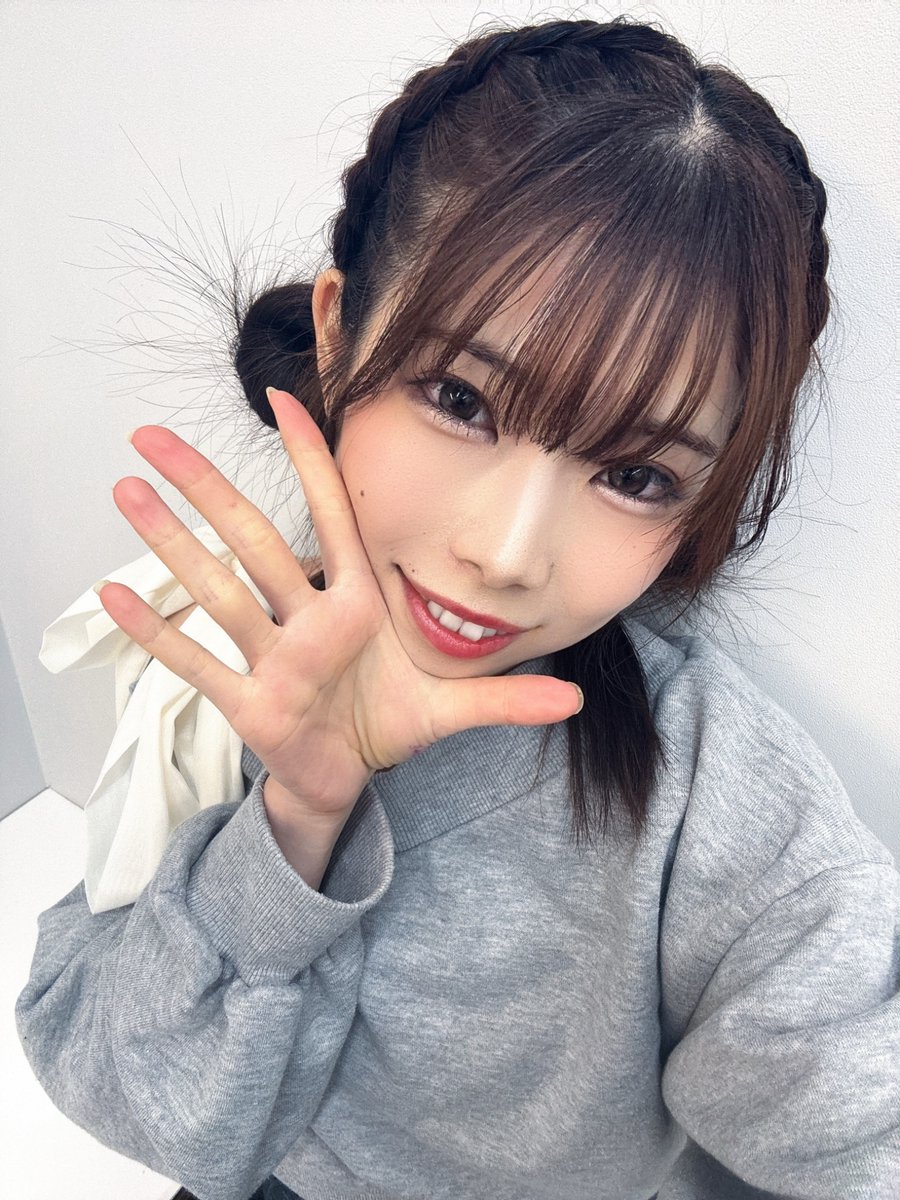 haruka_owathem's tweet photo. おはよーはいせーのっ https://t.co/zsyStXR5gE