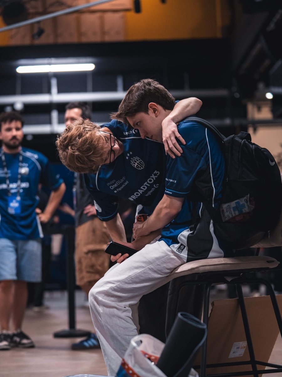 BIGCLANgg's tweet photo. No disappointment can break a friendship like this ❤️ https://t.co/1guZrIZA15