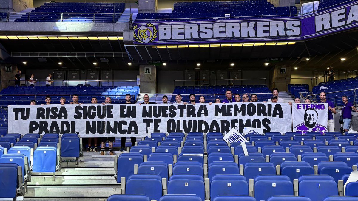 BerserkersRMCF's tweet photo. Nuestro humilde homenaje a un gran amigo que se ha ido demasiado pronto. 

Pradi, no te quepa duda, nunca te olvidaremos. Nunca.

#EternoPradi #Viejunos #LosDeTodaLaVida #FuckCancer 

📸 @AGENCIALOF https://t.co/RkjgDF72pC