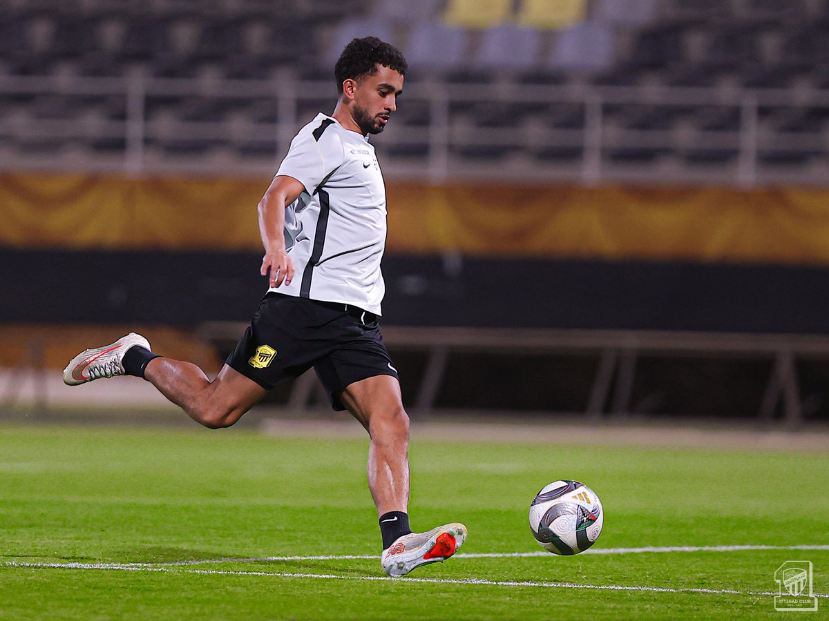 ittihad's tweet photo. 🌑 مثل القمـر في طلعته 🤩💛 https://t.co/hKsgG1Oafo