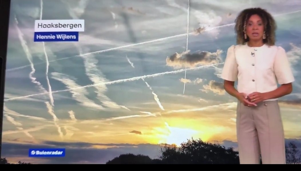 RobertvanWaning's tweet photo. @nogps1 #Meteorologist: 'Nice picture'.. https://t.co/fzAb1eCu4b