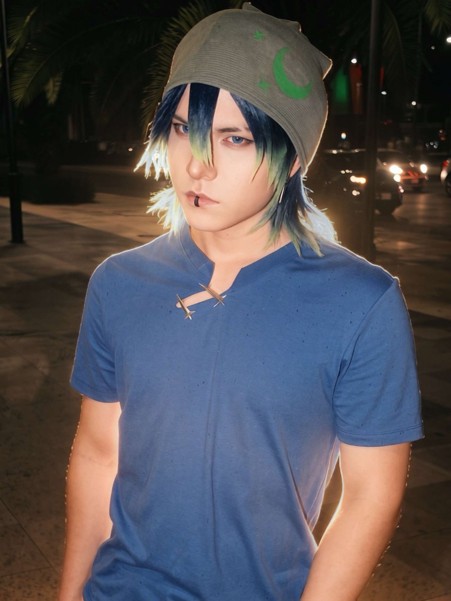 lollatam's tweet photo. ¿Cuál ha sido tu momento favorito del comeback de HEARTSTEEL hasta ahora? 🎧

@NrikeCosplay nos comparte esta increíble interpretación de Aphelios en su nueva etapa de Live My Life, capturando a la perfección su estilo.

¿También hiciste un fan art o cosplay de HEARTSTEEL? Queremos verlo. Compártelo con #CreadoresDeLoLLATAM.