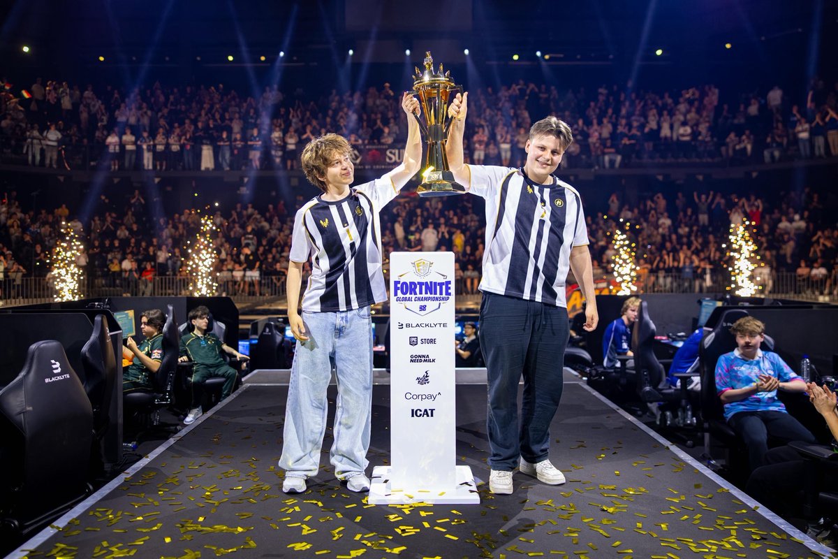 HvKGGs's tweet photo. On l’a fait 🥹

Ce week-end restera à jamais gravé dans notre histoire 🏆 https://t.co/kgEhJqyF81