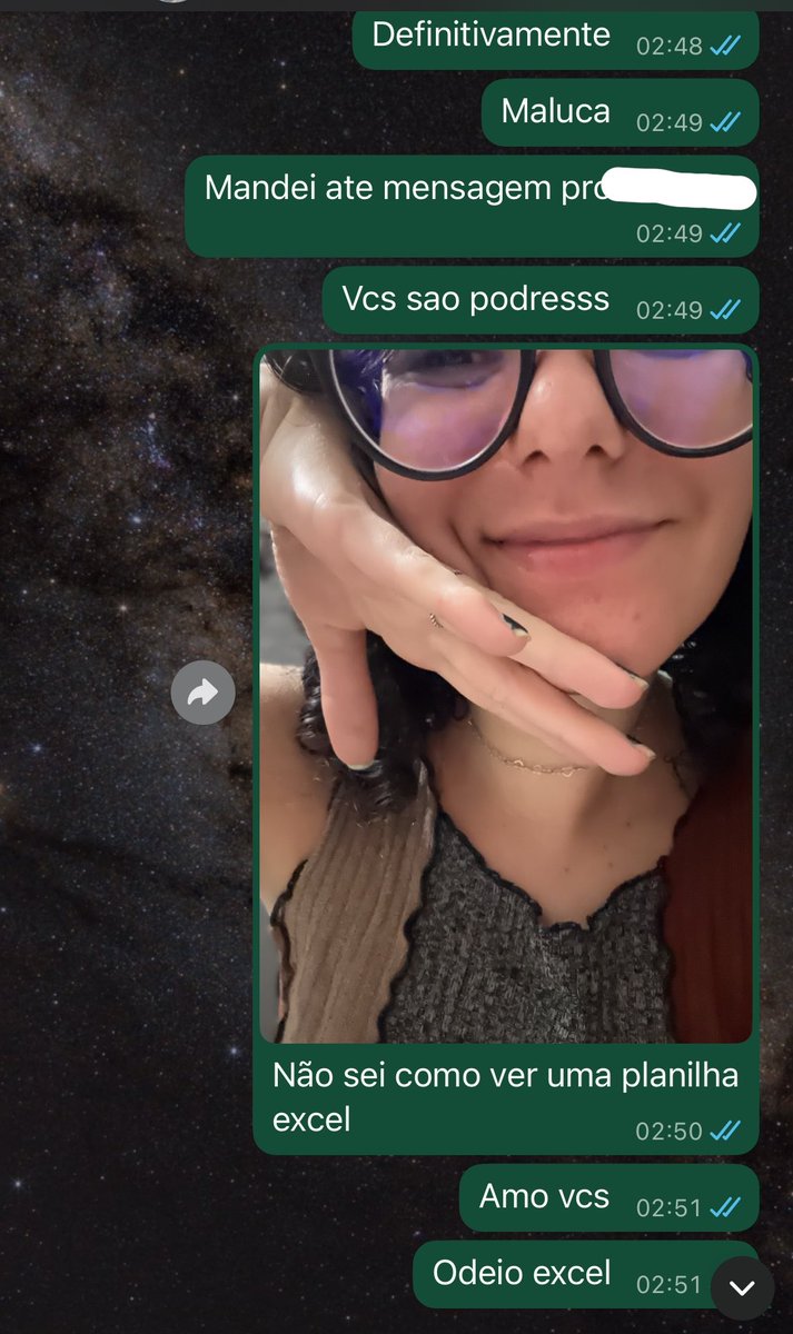 omgitscarol's tweet photo. Querido twitter,

eu bebi e mandei muitas mensagens bebada.
tal qual uma adolescente.
e eu tou arrependida https://t.co/LnJbFBCMhz
