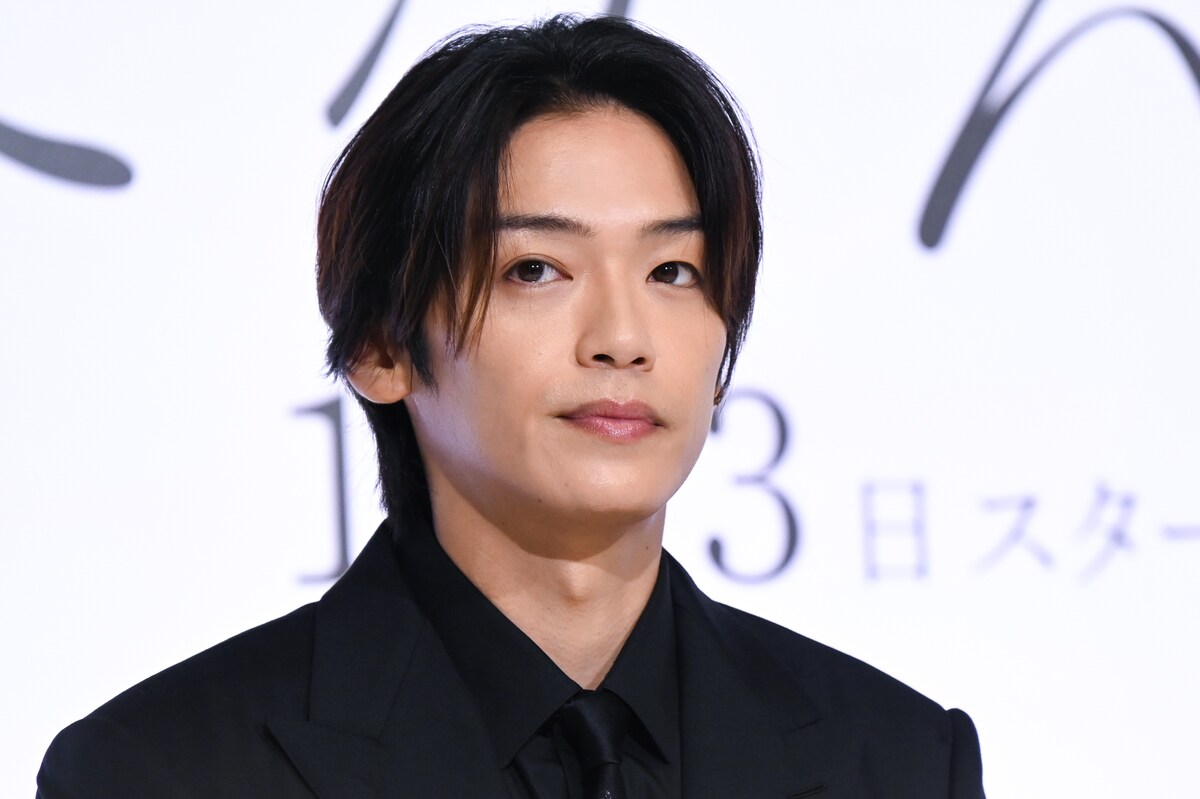 natalie_mu's tweet photo. ＼ 👶 会見レポ（写真9枚）👞 ／

トラジャ松田元太は雨男というより嵐🌀
https://t.co/Ab6zXBhEtf

JUMP髙木雄也の恋愛術に女性陣うっとり

#はだかんぼうたち https://t.co/Ga8rs4yOvN