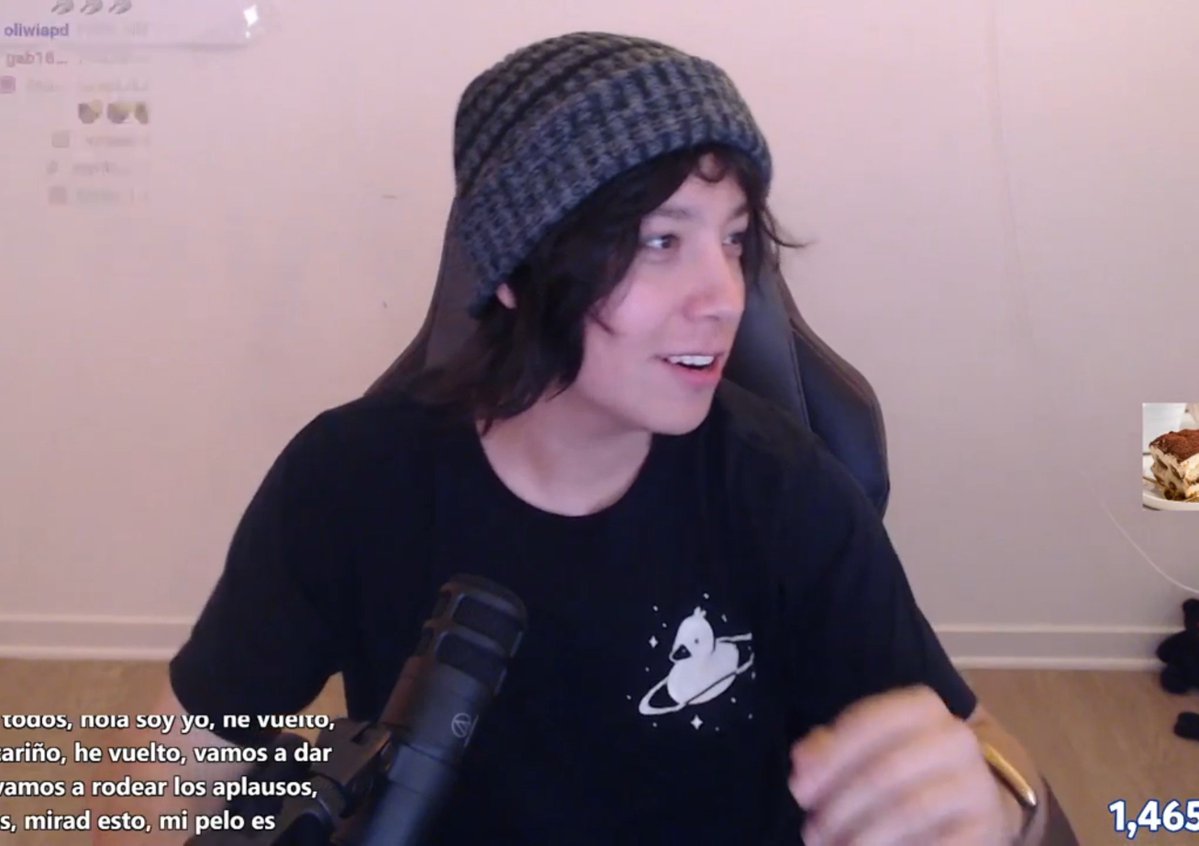 rblsckity's tweet photo. AL FIN APARECE QUACKITY OOOW se ve tan bonito y no deja de sonreír, lo amo tanto :(( https://t.co/WO04XLVPxr