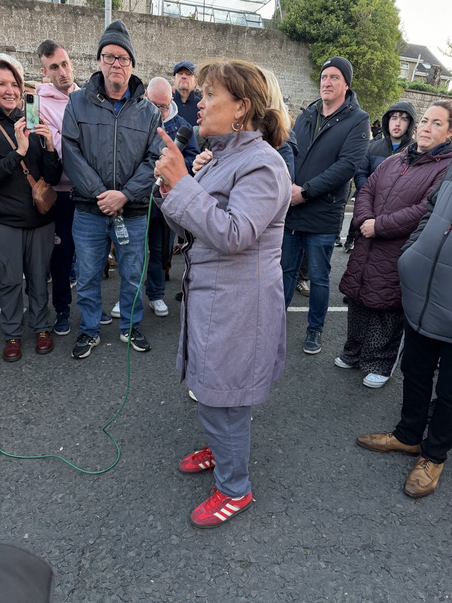 MaryAnn90246326's tweet photo. 🇮🇪💥🤬 THIS CNT 🎯 WANTS THEM FLOODING IN WITH  " NO VETO " 💥🇮🇪👇👇👇👇 https://t.co/V67o4qo12b