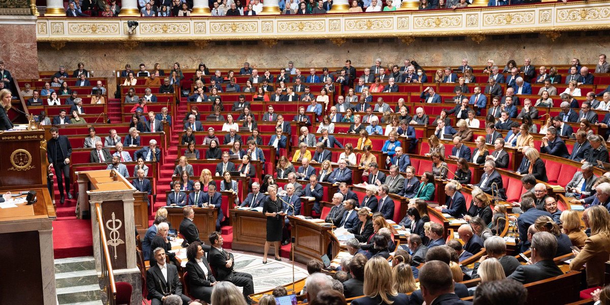 Veri_Presse's tweet photo. 🚨🤔 DÉMISSION À L’ASSEMBLÉE NATIONALE ?  

8 députés élus partent vers le Sénat : 

- Valérie Bazin-Malgras (DR) 

- Loïc Kervran (Hor)

- Sylvie Josserand (RN)

- Edwige Diaz (RN) 

- Manon Bouquin (RN)

- Gabriel Amard (LFI)

- Christophe Plassard (HOR)

- Franck Giletti (RN) https://t.co/QOJXoPQ7xN