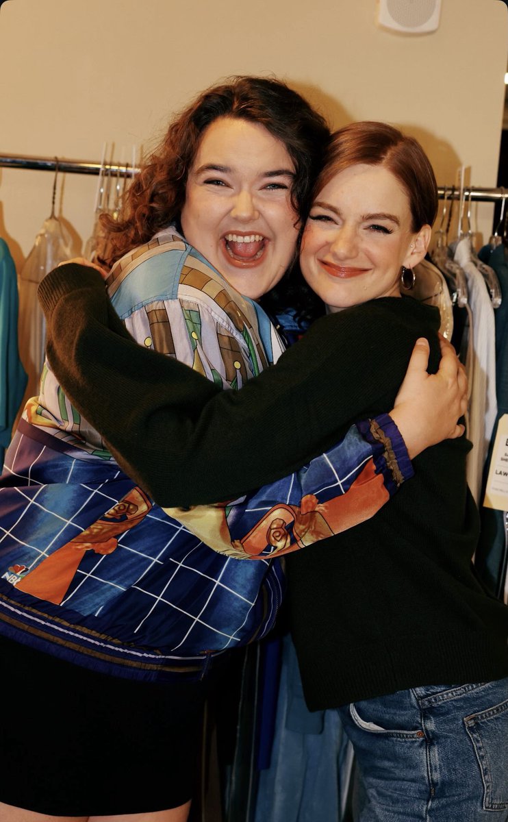 loth_noah's tweet photo. princesses of snl https://t.co/KeJklEZ78B