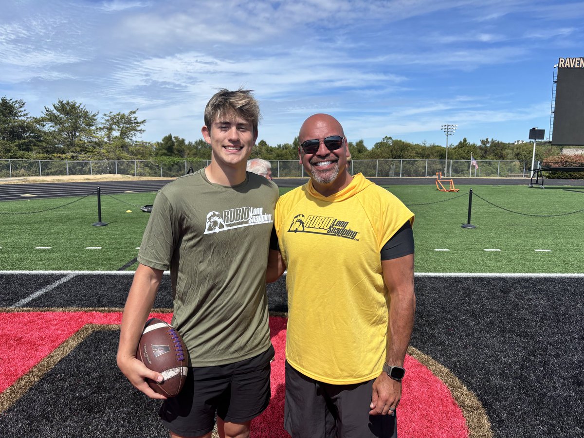 EthenWarner15's tweet photo. My first Rubio camp. I had a great time and learned a lot from Rubio and the instructors. Got some things to work on but it’s well worth it @TheChrisRubio https://t.co/5LNRlF9BHj