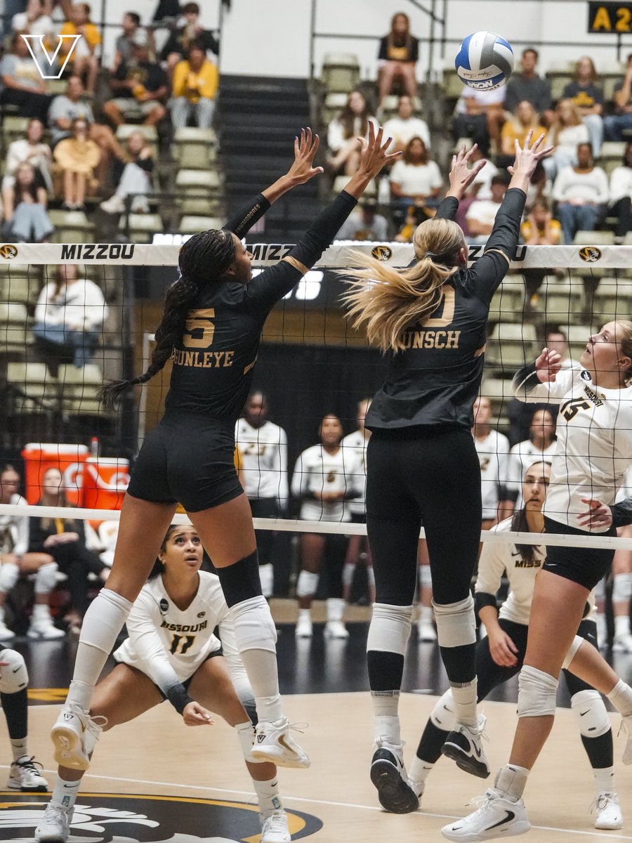 VandyVolleyball's tweet photo. Sunday standoff
#SetTheStandard | #AnchorDown https://t.co/kIm898DwRg