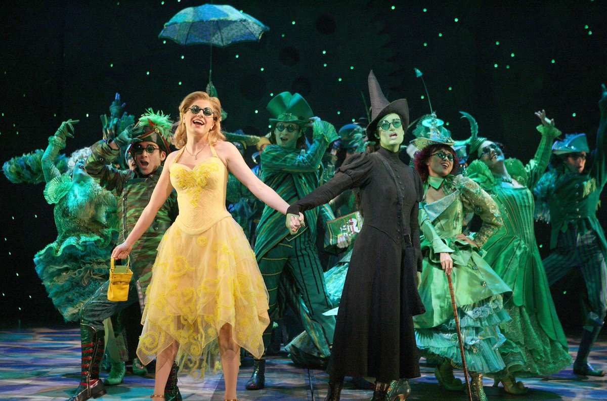 idinamenzel's tweet photo. I’ll never forget you, London. One of the best times in my life. Happy 20th, @wickeduk. 💚 https://t.co/kX06yymbwd