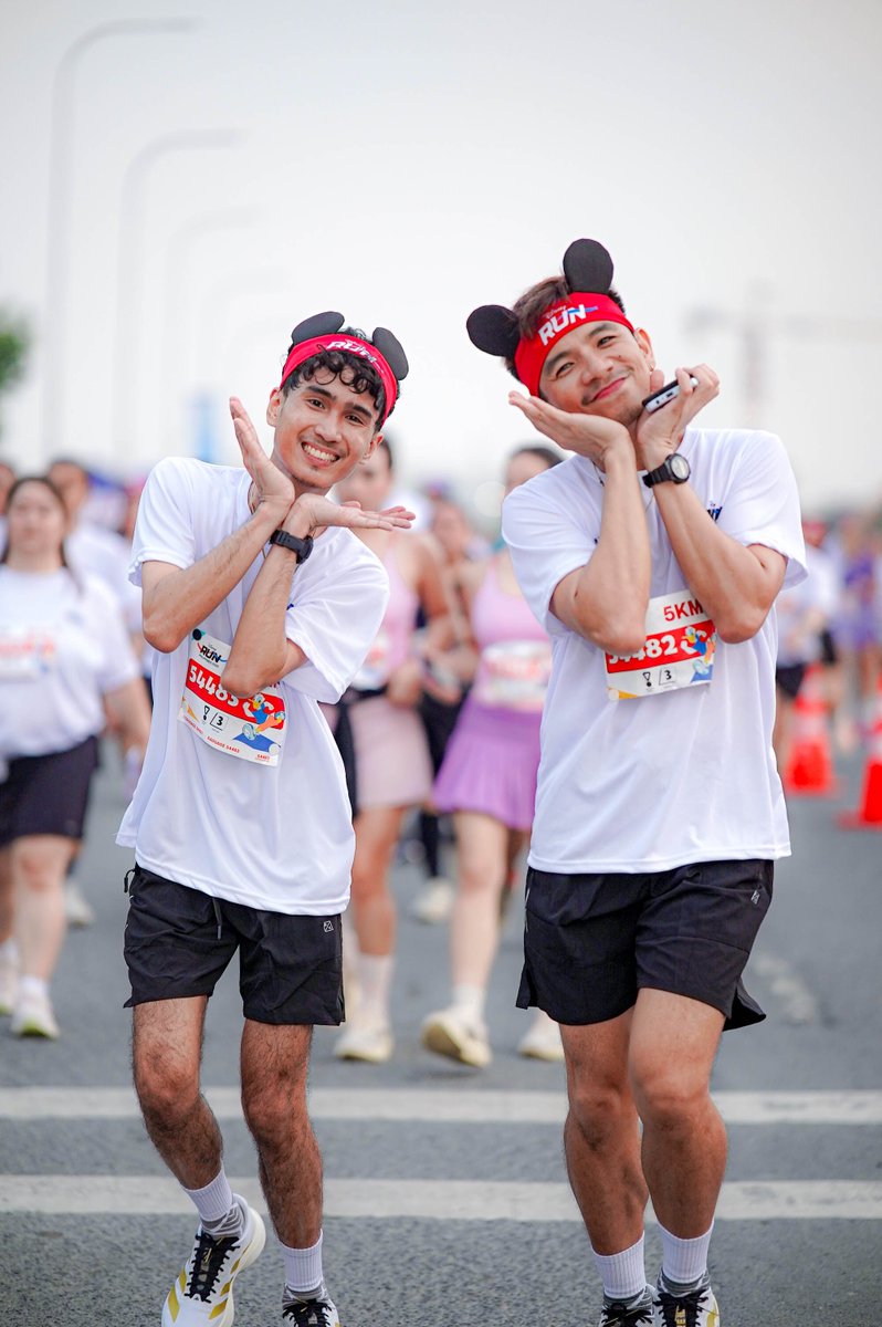 iamkenpalacios's tweet photo. My first ever run 🥰

#DisneyRunPhilippines https://t.co/l7spPx9AR5