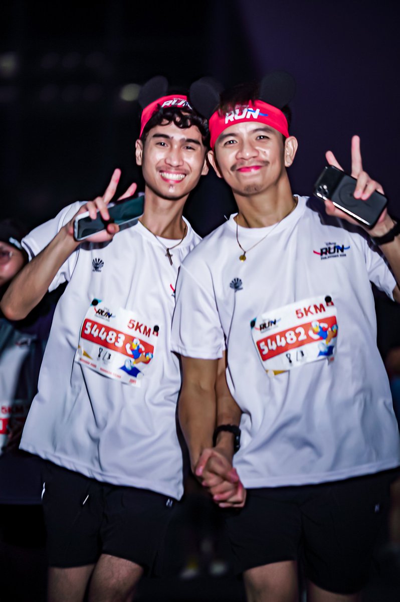 iamkenpalacios's tweet photo. My first ever run 🥰

#DisneyRunPhilippines https://t.co/l7spPx9AR5