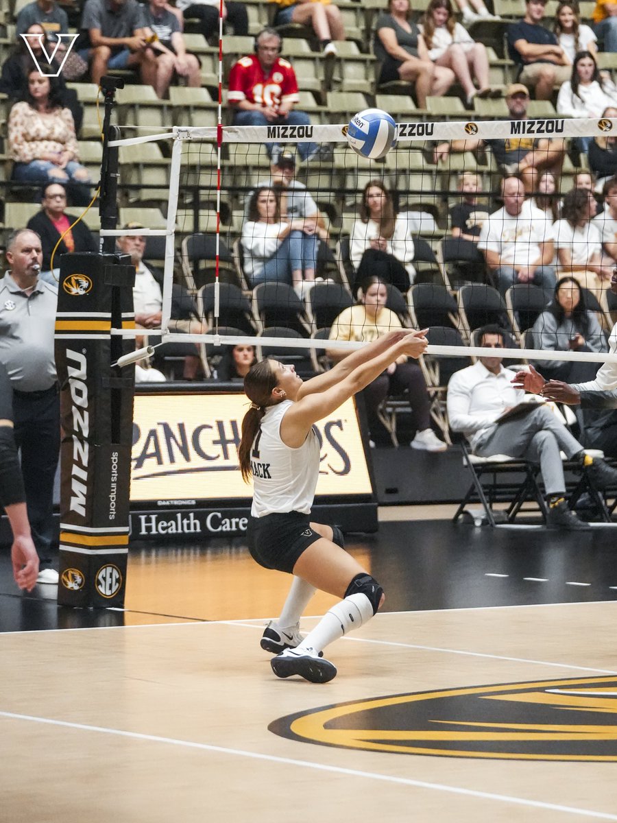 VandyVolleyball's tweet photo. Sunday standoff
#SetTheStandard | #AnchorDown https://t.co/kIm898DwRg