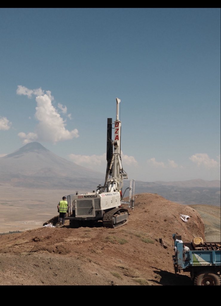 SamiVoic835's tweet photo. The resting place of Noah's Ark has been allegedly "100% confirmed" after 4,300 years after scientists detected an astonishing man-made structure buried deep underground near Mount Ararat.
Follow @samiVoice for Daily Content & News
#samivoice #noahsark #muslim #news #faith https://t.co/lOCIWSIPRP