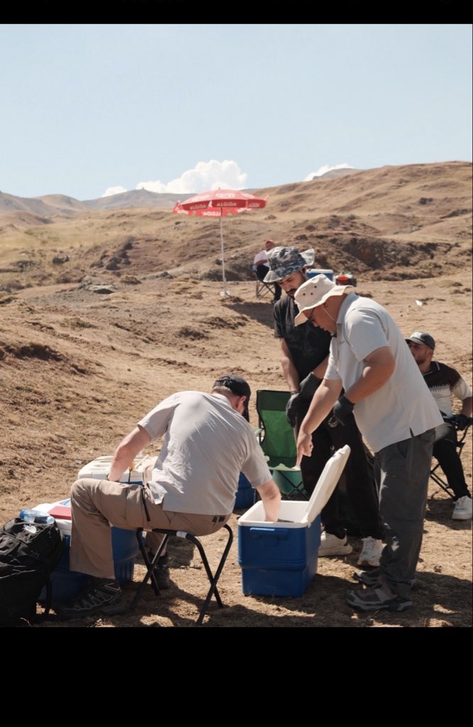 SamiVoic835's tweet photo. The resting place of Noah's Ark has been allegedly "100% confirmed" after 4,300 years after scientists detected an astonishing man-made structure buried deep underground near Mount Ararat.
Follow @samiVoice for Daily Content & News
#samivoice #noahsark #muslim #news #faith https://t.co/lOCIWSIPRP