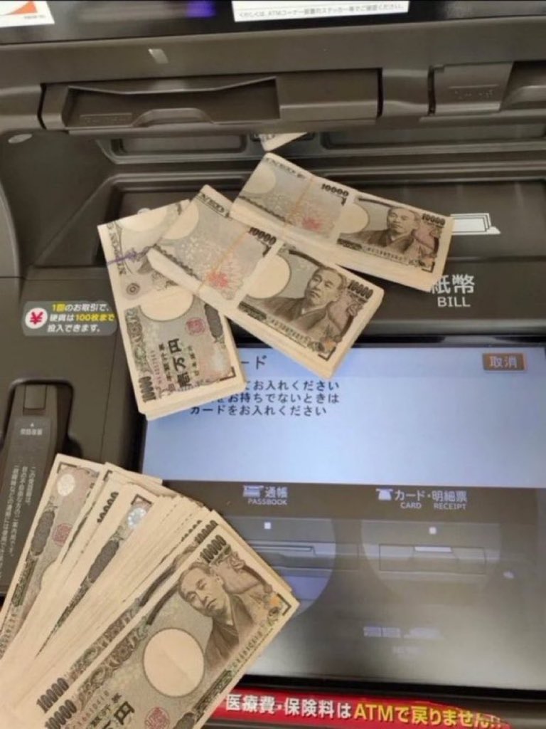 fy6ts's tweet photo. 生活費これだけあれば1年は足りる？？

①足りる
②足りない https://t.co/Ma53P3u0yM
