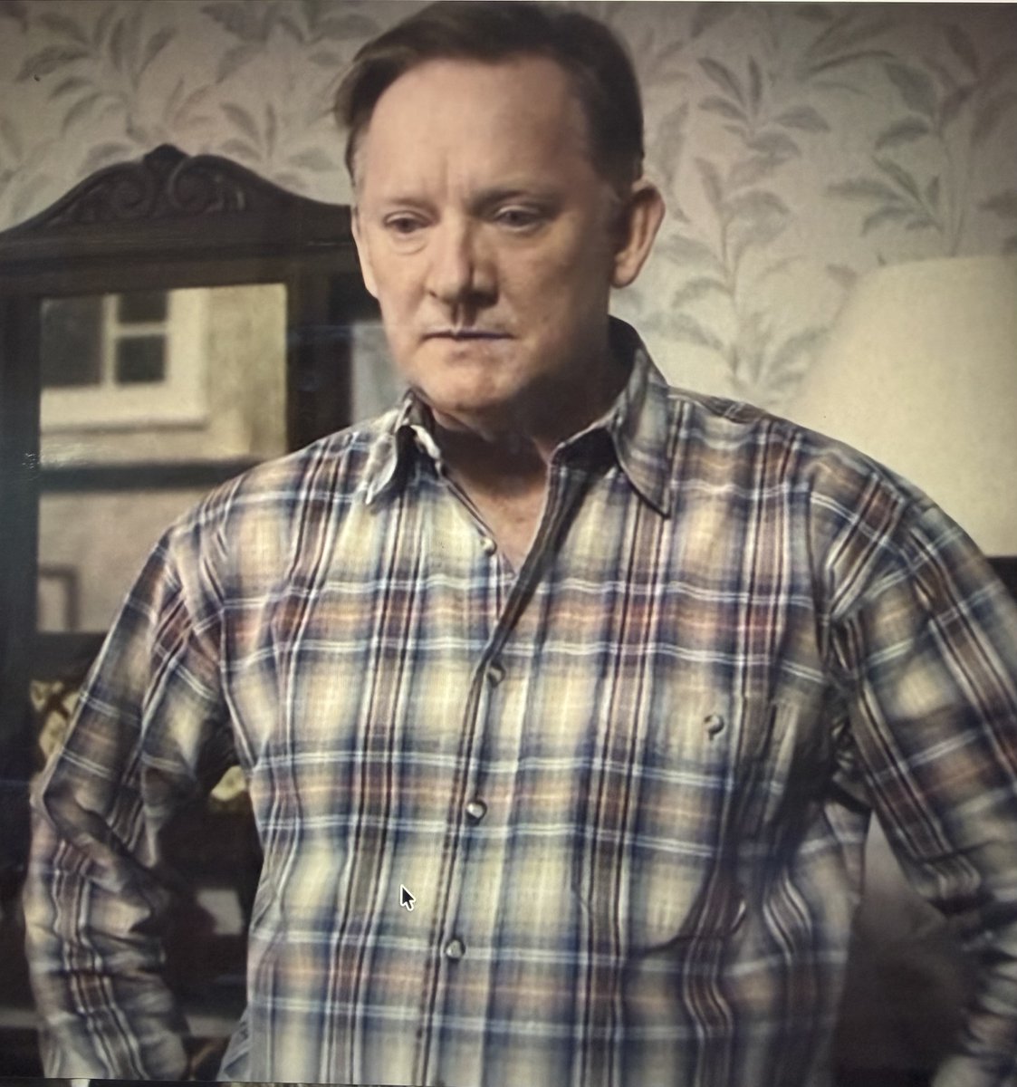 notesfromeve's tweet photo. @EGickel94228 @StiegLouise @catme370bo @Christi49154364 @JoCornwall26 @ornellabervqo5 @CappatoPaola @lesley_arman Here are photos of D from the first two episodes of Forever Home. They follow in several posts. https://t.co/SzB7jSArZb