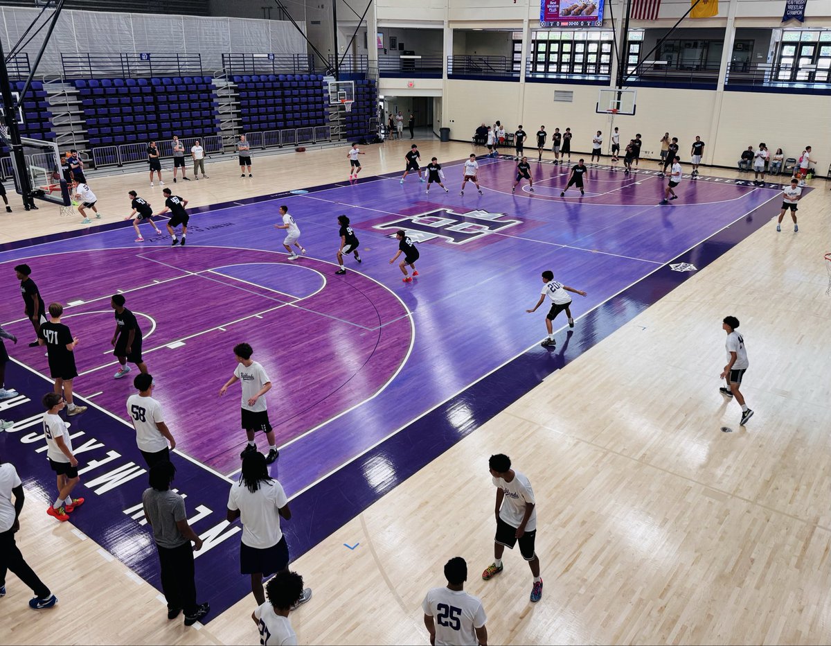 NMHU_Athletics's tweet photo. 🏀 Coach Scott Waterman and his staff hosted a big crowd for the NMHU Prospect Camp on Sunday afternoon in historic Las Vegas.

#ThisIsHighlands https://t.co/zPLLOltuZN