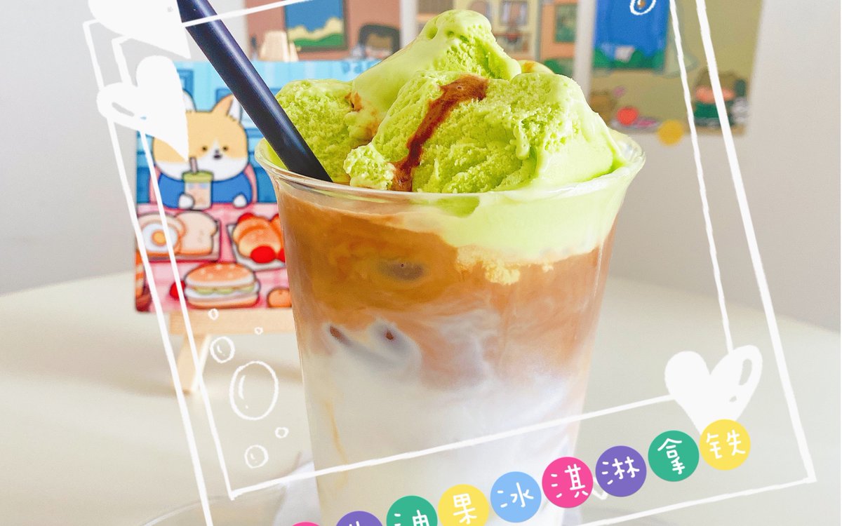 Earleanlqs's tweet photo. Hoy desayuno un café con leche caliente y unas tostadas de pan integral con aguacate y un chorrito de limón, rápido, sano y delicioso para empezar el día! https://t.co/qTIf4GMbfH