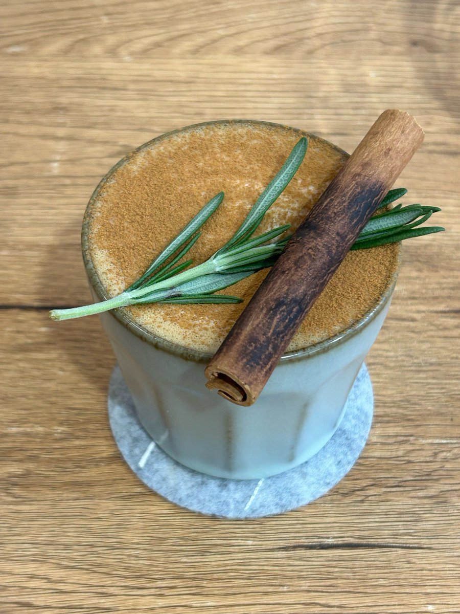 EffieKewle89h's tweet photo. Prepara un fresco horchata de coco en 5 minutos: mezcla leche de coco, azúcar y un toque de canela, listo para disfrutar!， https://t.co/ObChfDVJ95