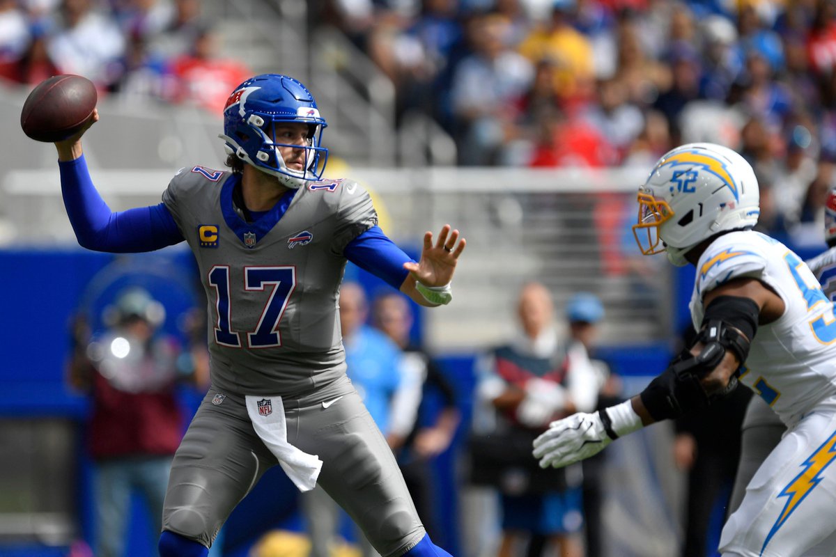 PFF's tweet photo. Bills today

10 penalties
5 turnovers
WIN https://t.co/Za3aGpeOiH