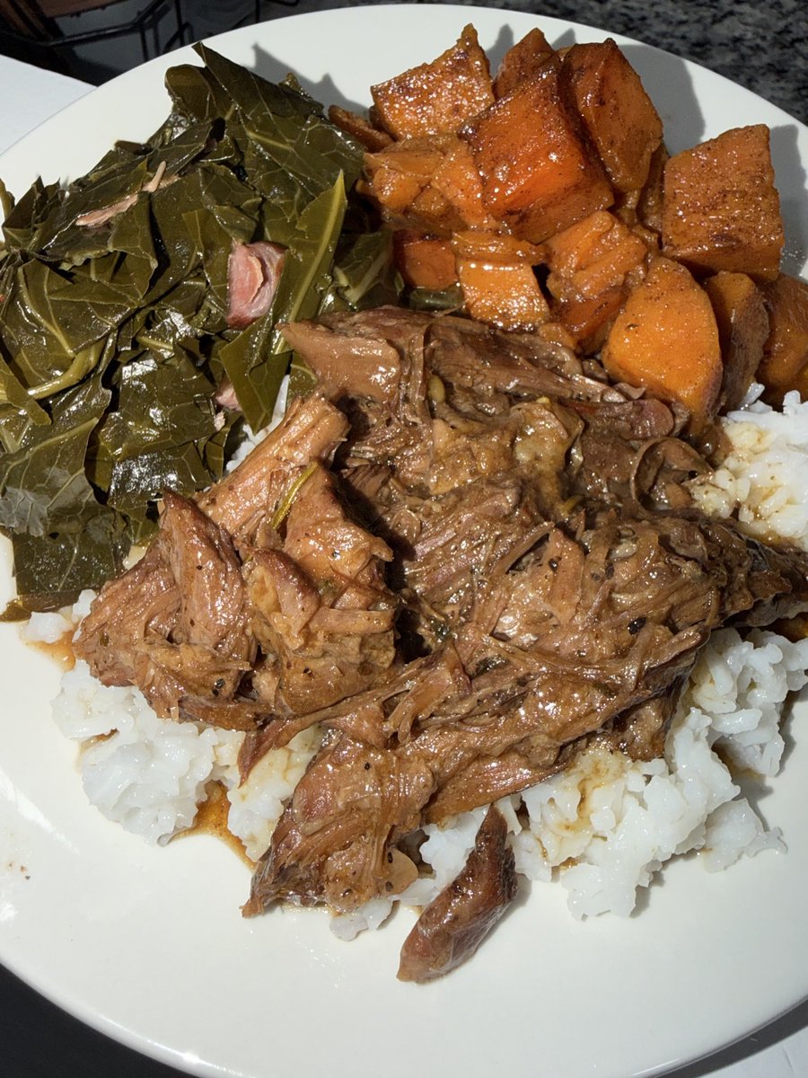 DGraySmooth's tweet photo. Dinner time is family time #Food #foodie https://t.co/SLmT0l99xd