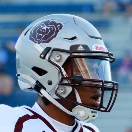 demar24067's tweet photo. #AGTG After a great conversation with @CoachFoster_  I’m blessed to receive my 7th offer from Missouri State!

@SLC_Recruiting @leemunn87 @CoachShrags @CoachRazloznik @CarrollDragonFB https://t.co/7yBwZfEnHA